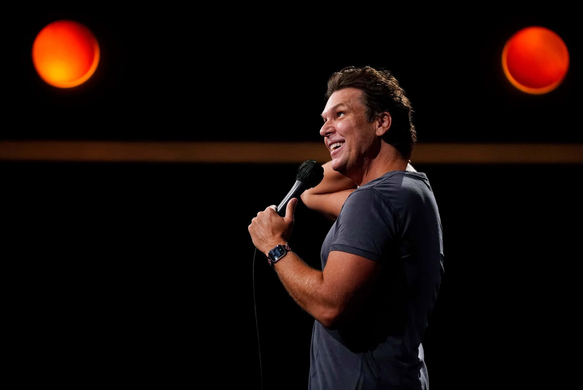 Dane Cook [wallpaper] Background