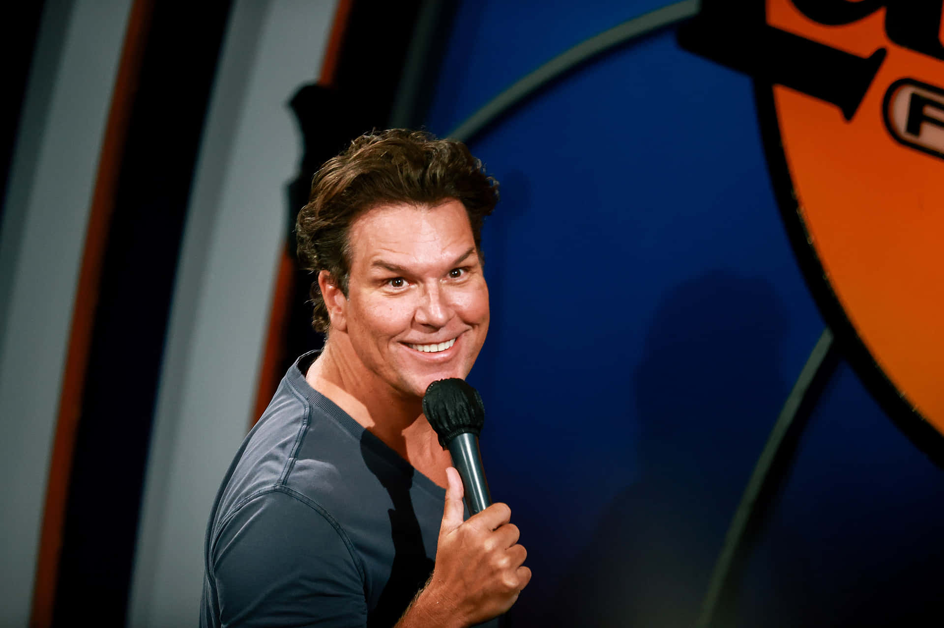 Dane Cook [wallpaper] Background