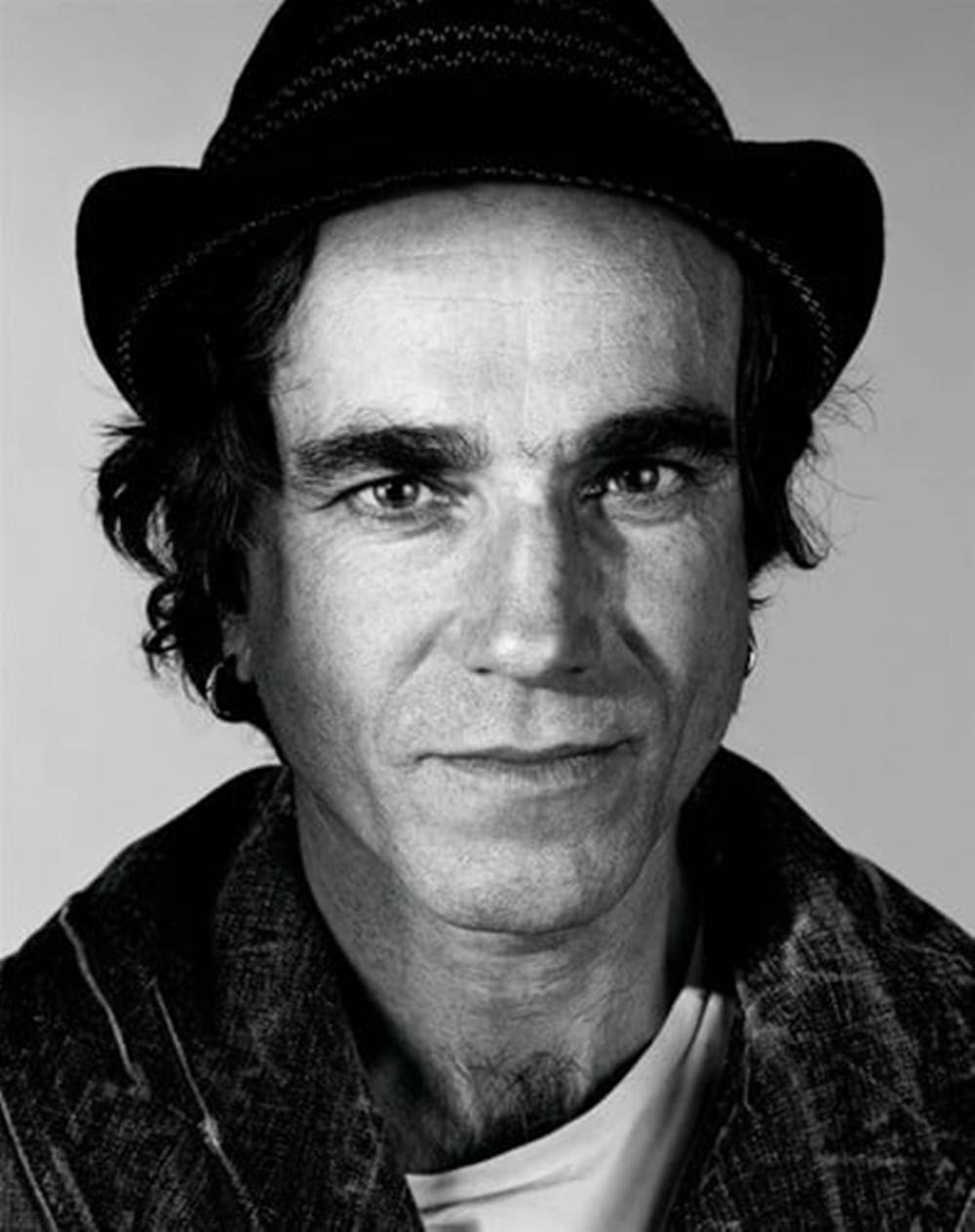 Daniel Day-lewis In Black And White Background