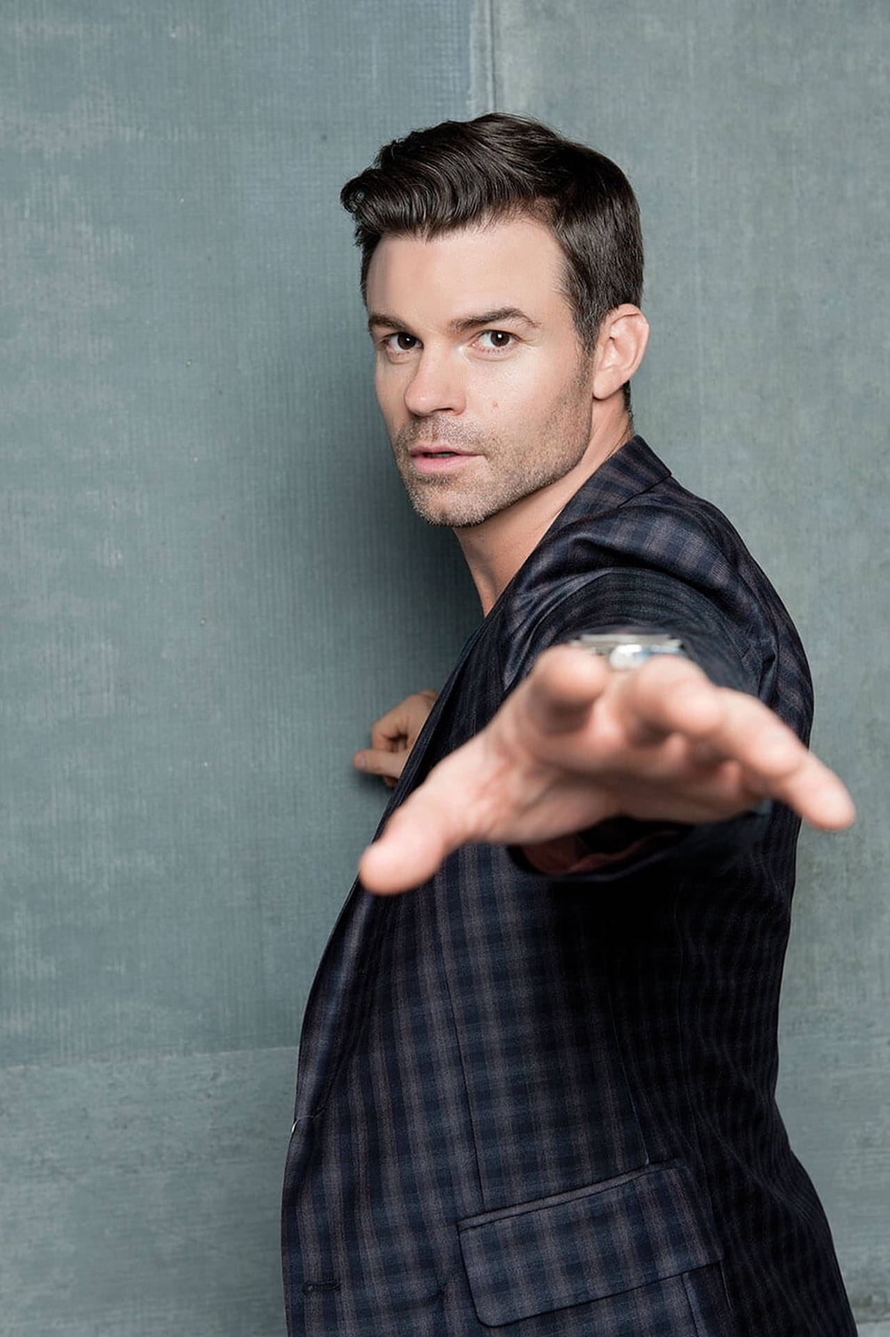 Daniel Gillies The Originals Background