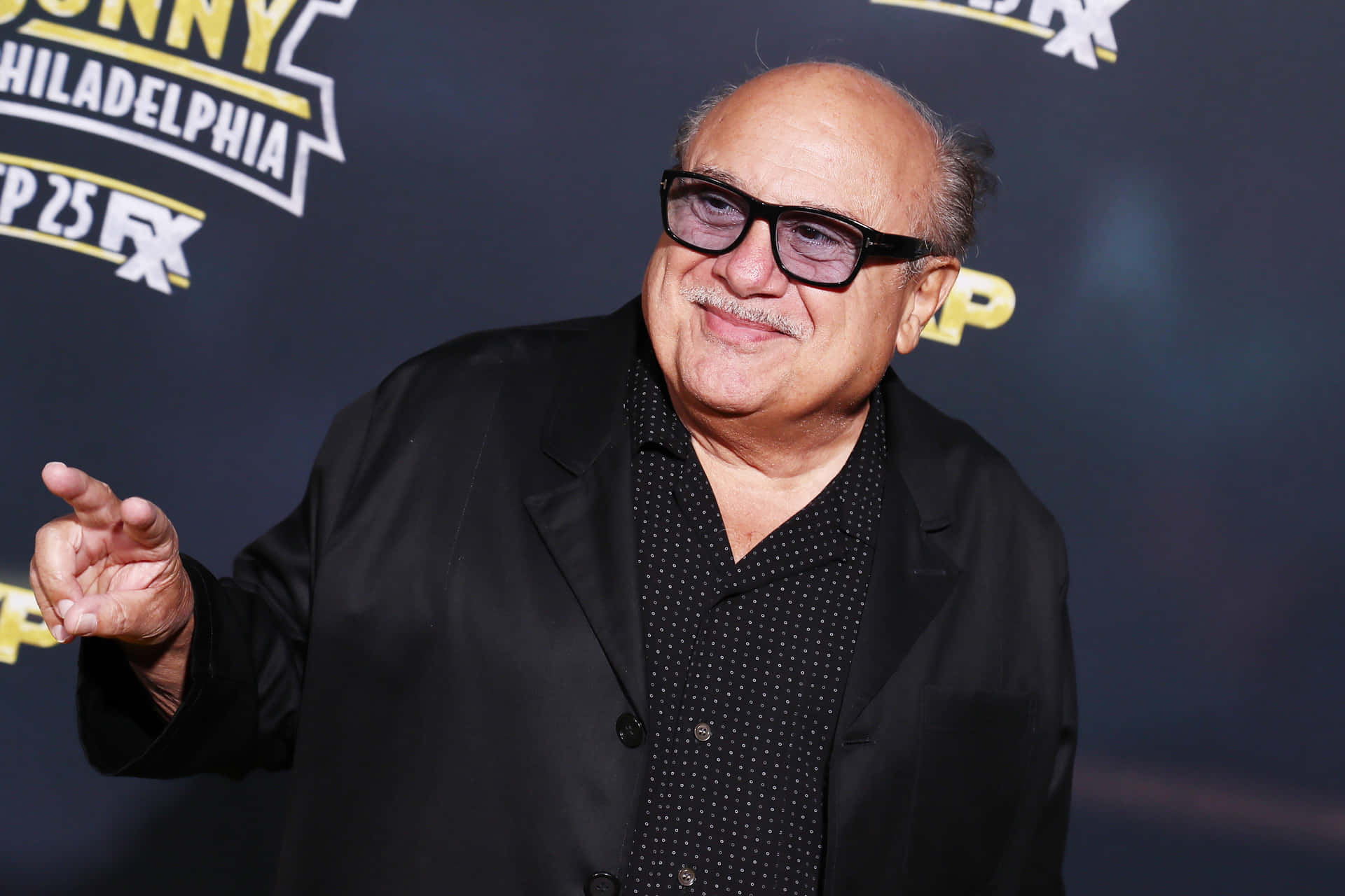 Danny Devito [wallpaper] Background