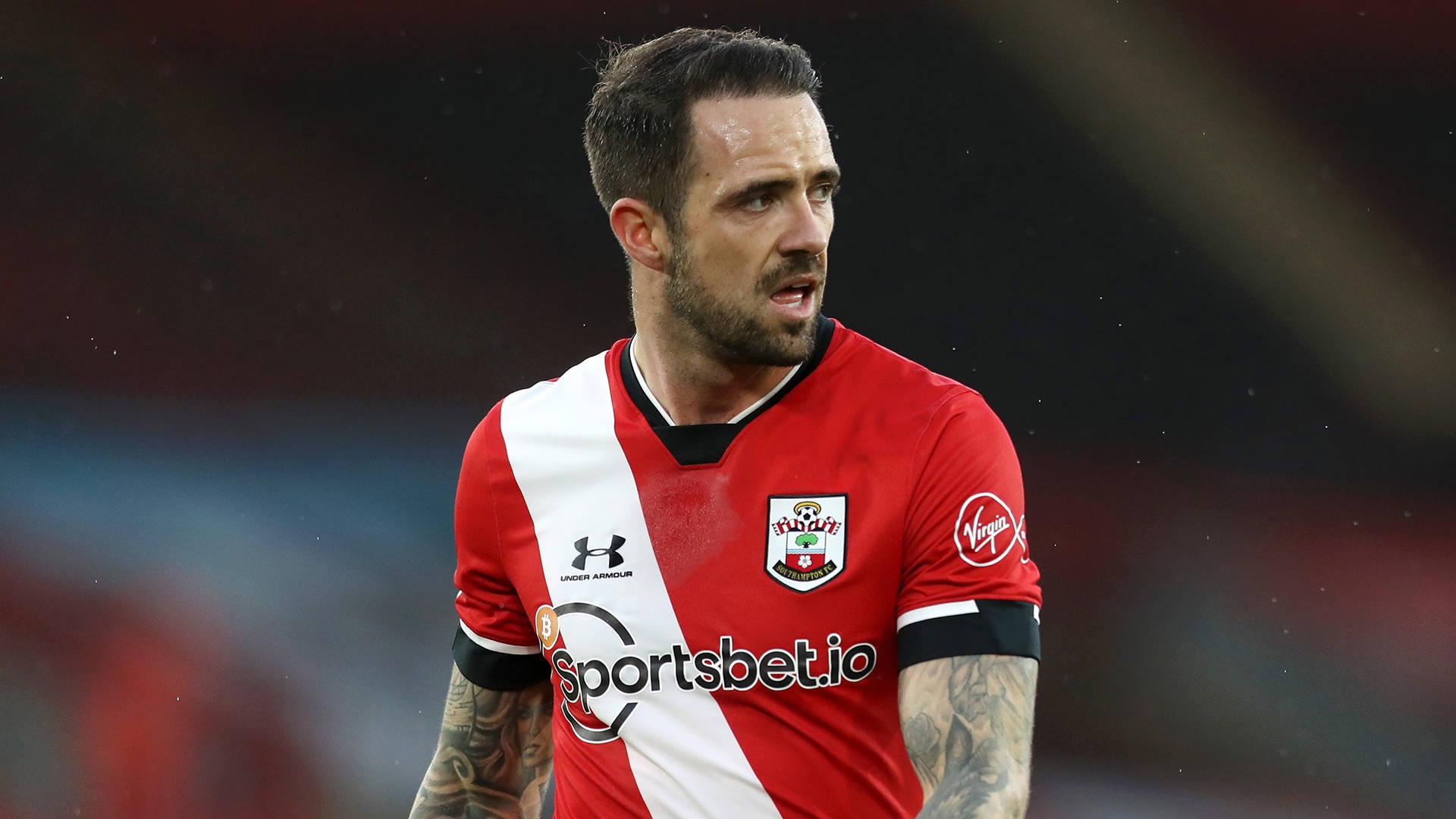 Danny Ings Looking Over Shoulder Background