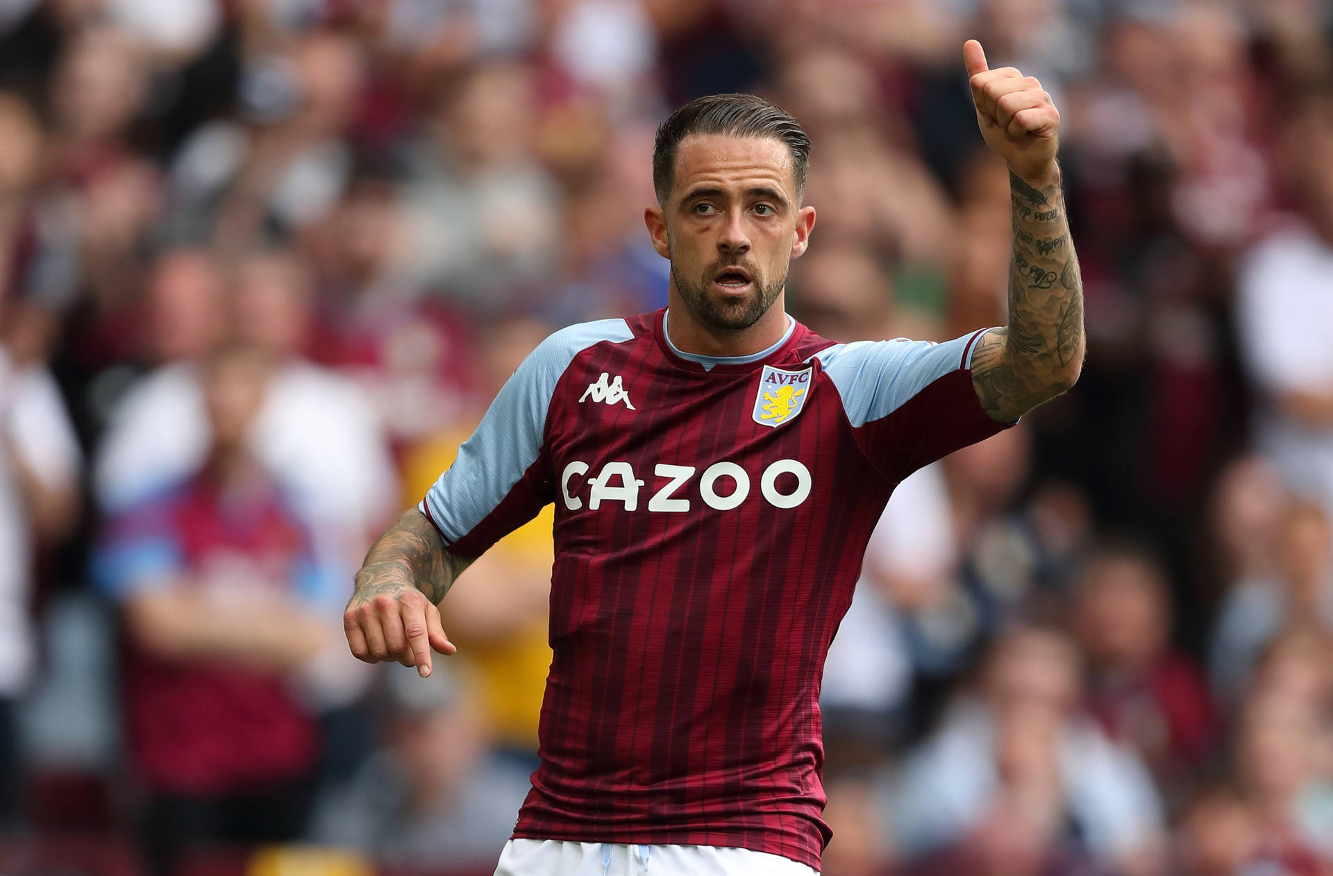 Danny Ings Thumbs Up Background