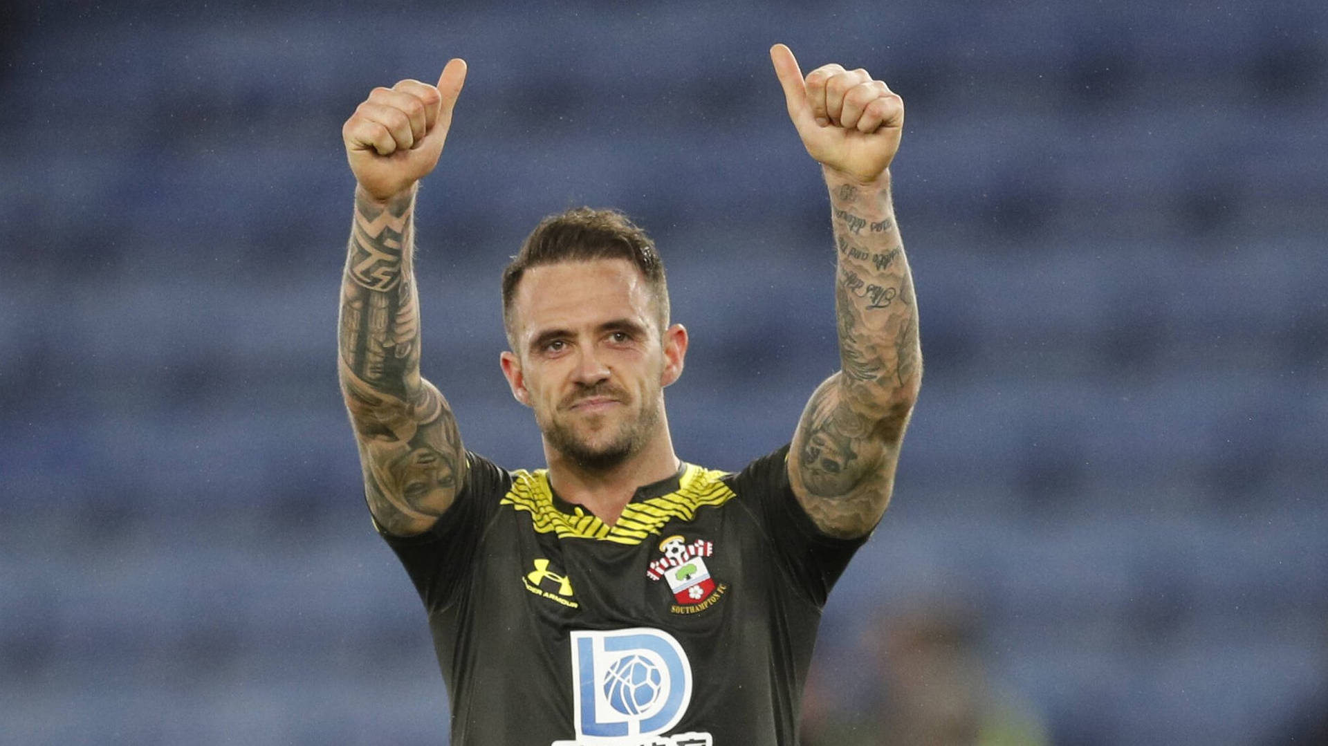 Danny Ings Two Thumbs Up Background