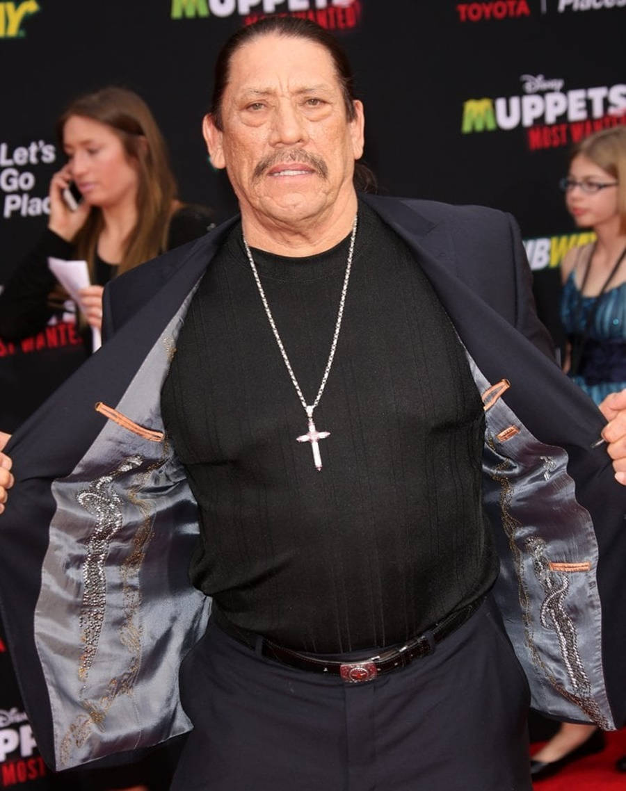 Danny Trejo At The Muppet Premiere Background