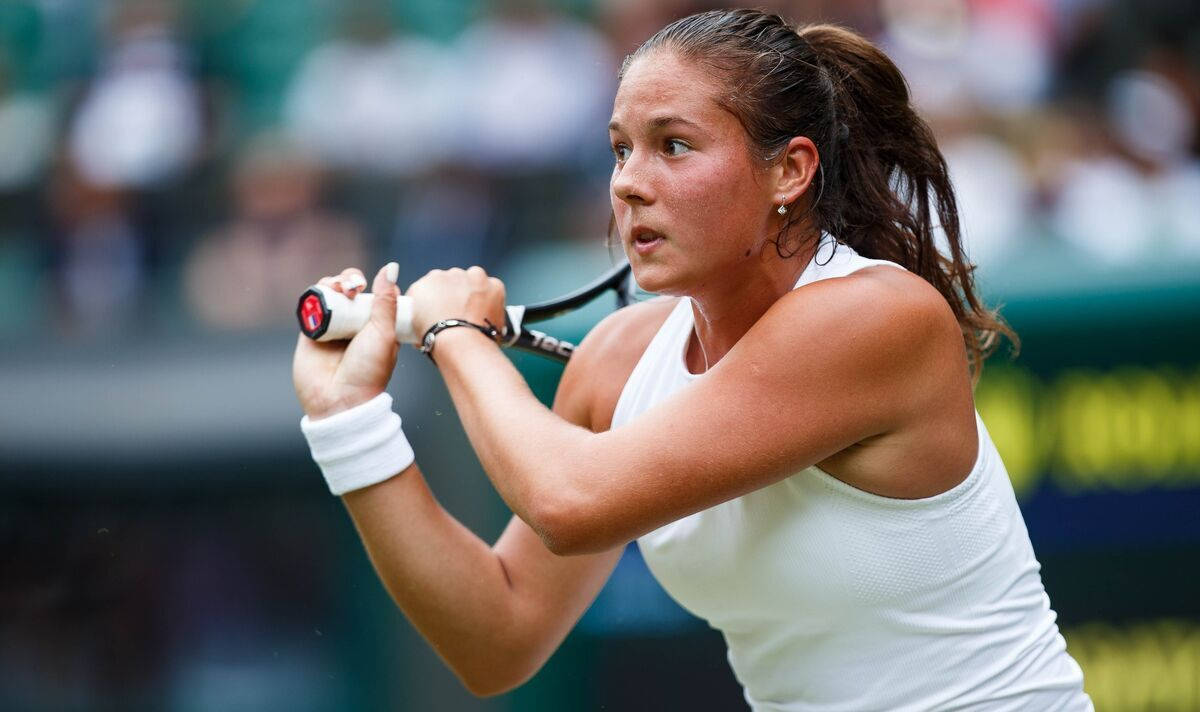 Daria Kasatkina Flexing