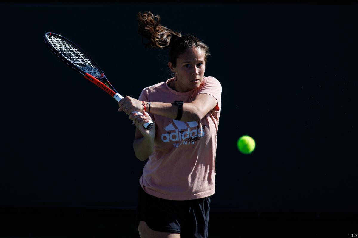 Daria Kasatkina Jumping To Swing