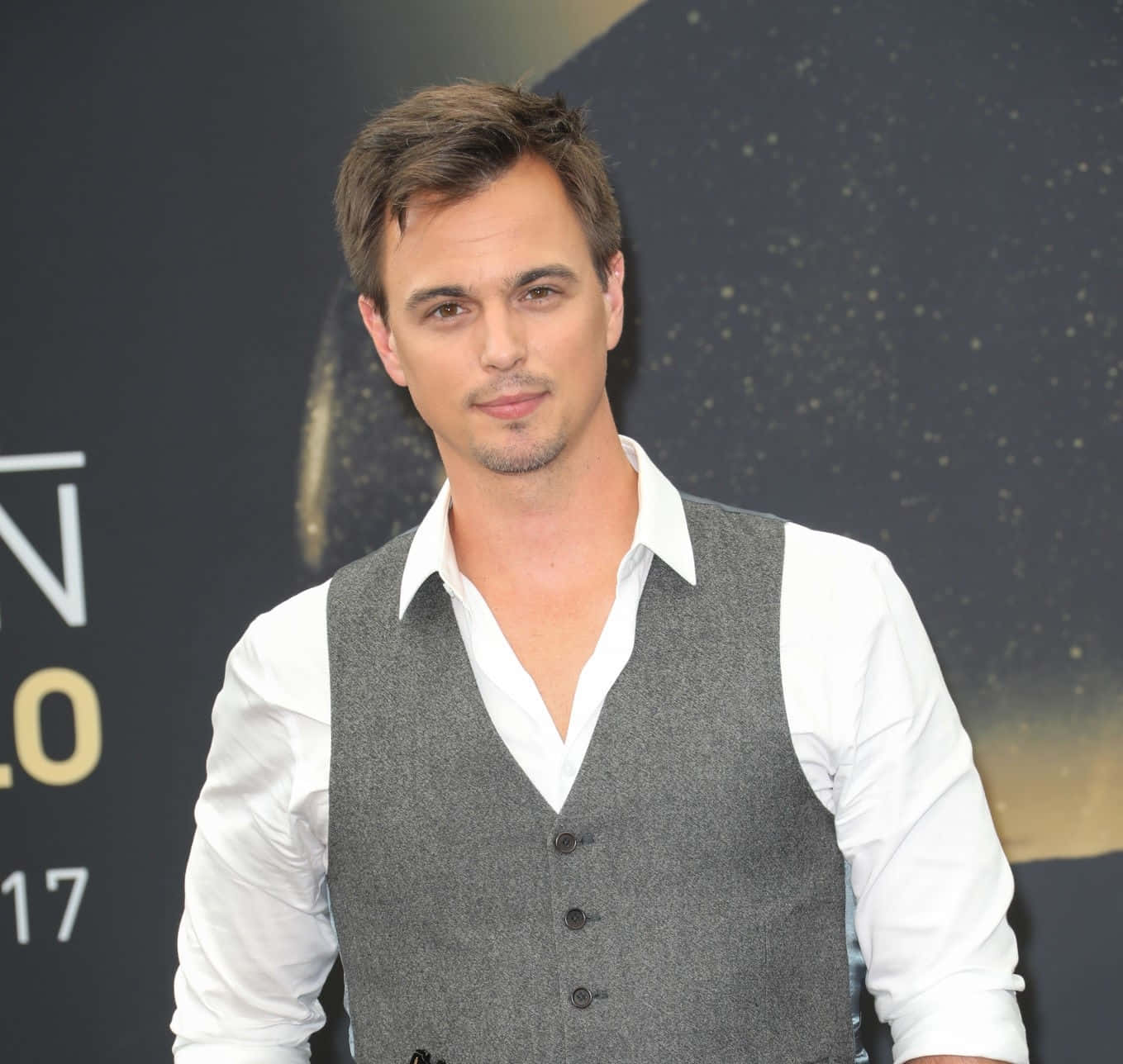 Darin Brooks [wallpaper] Background