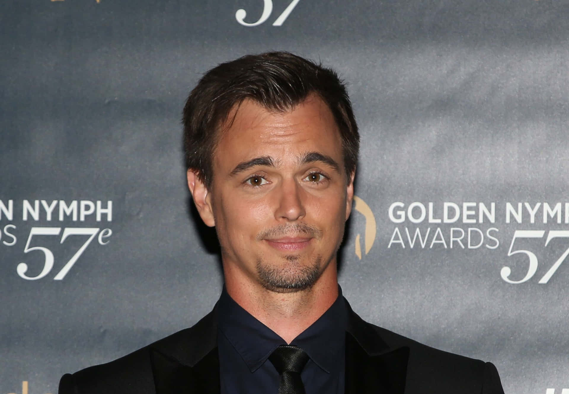 Darin Brooks [wallpaper] Background