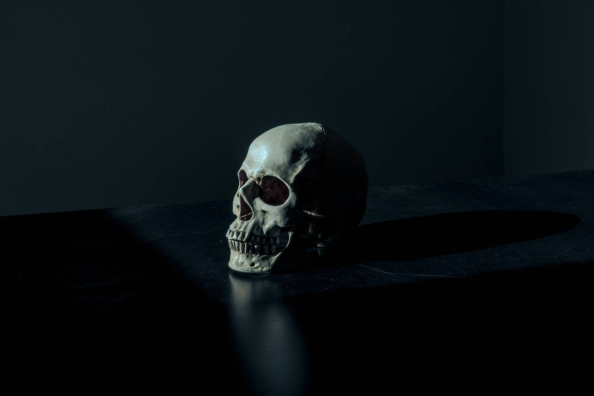 Dark And Scary Skull Background