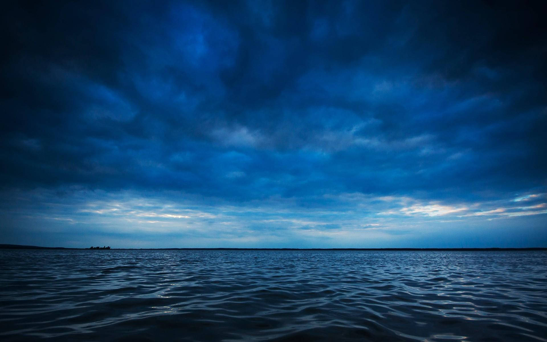 Dark Blue Aesthetic Calm Sea Background