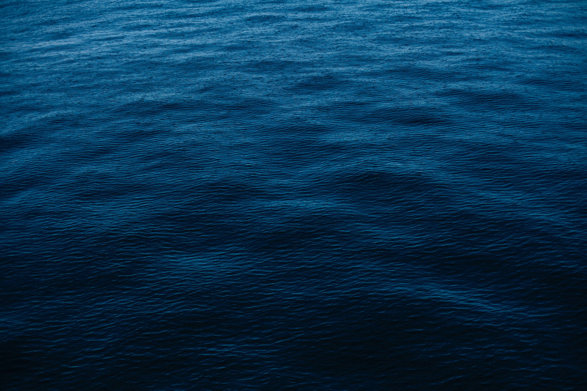 Dark Blue Sea Mac 4k Background