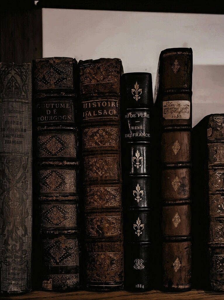 Dark Brown Aesthetic Old Books Background