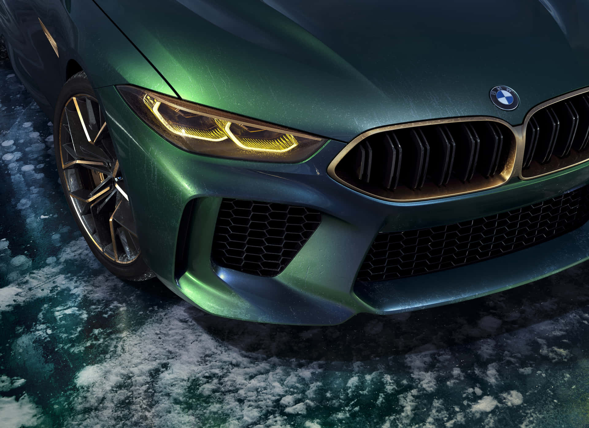 Dark Green Bmw M8 4k Desktop