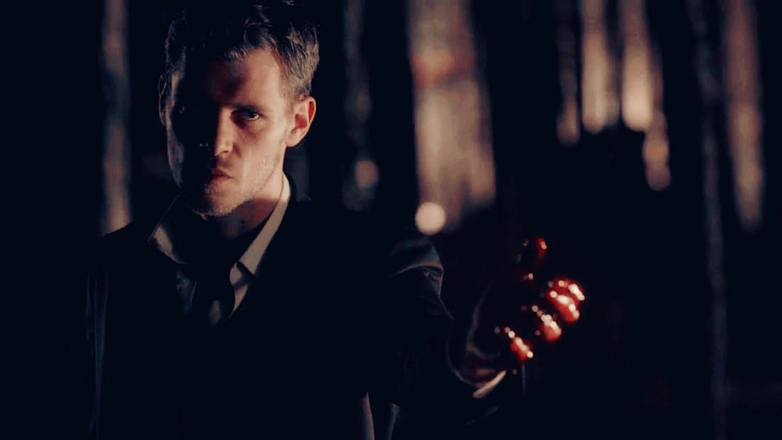 Dark Klaus Mikaelson With Bloody Hand