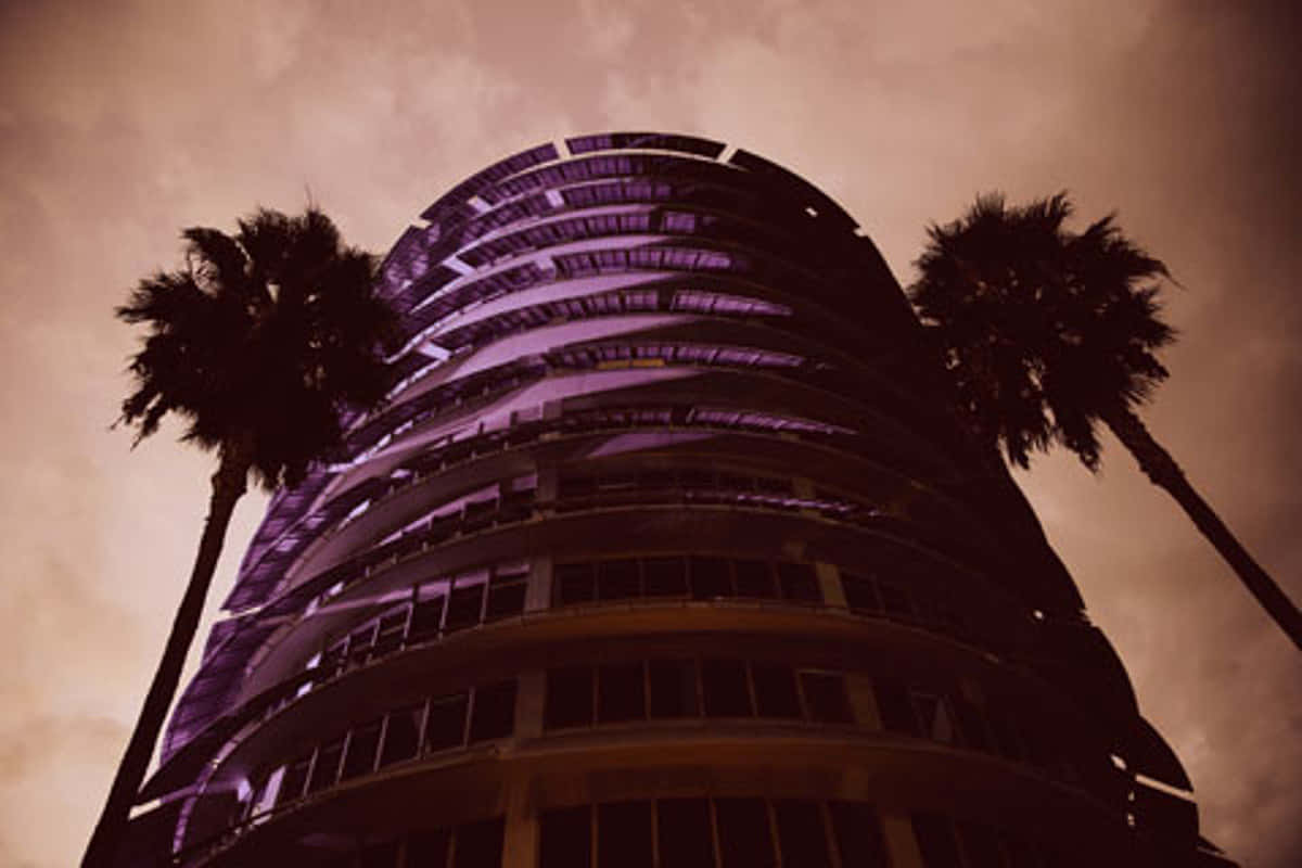 Dark Shot Of The Capitol Records Building Background