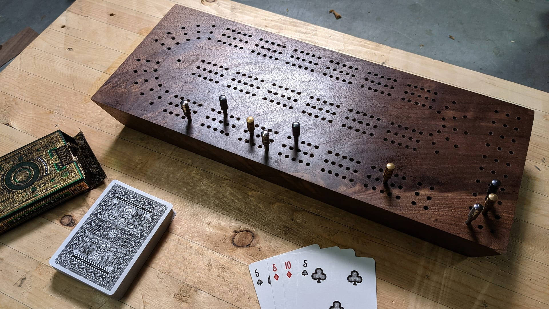 Dark Wood Old Cribbage Set Cards