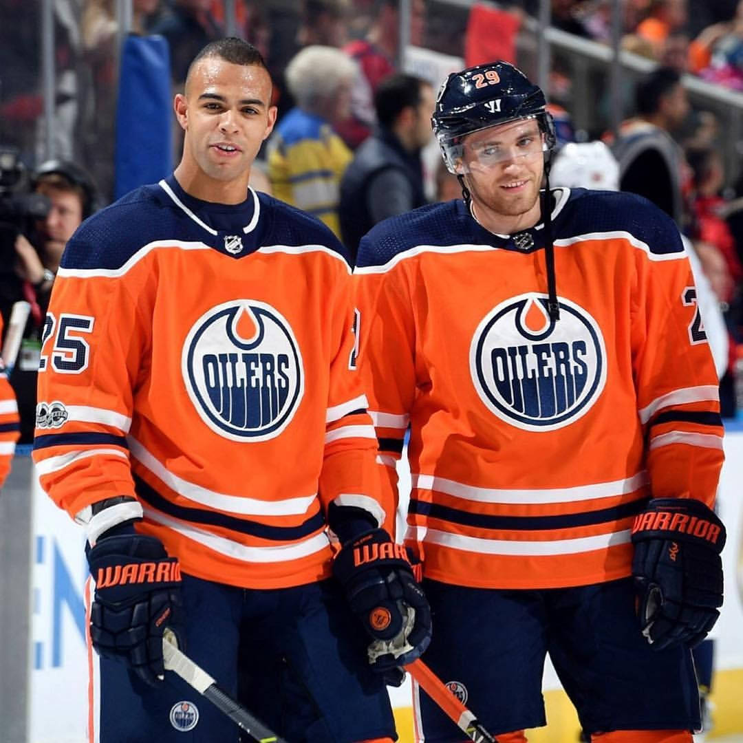 Darnell Nurse At Edmonton Oilers Against Boston Bruins 2017 Background