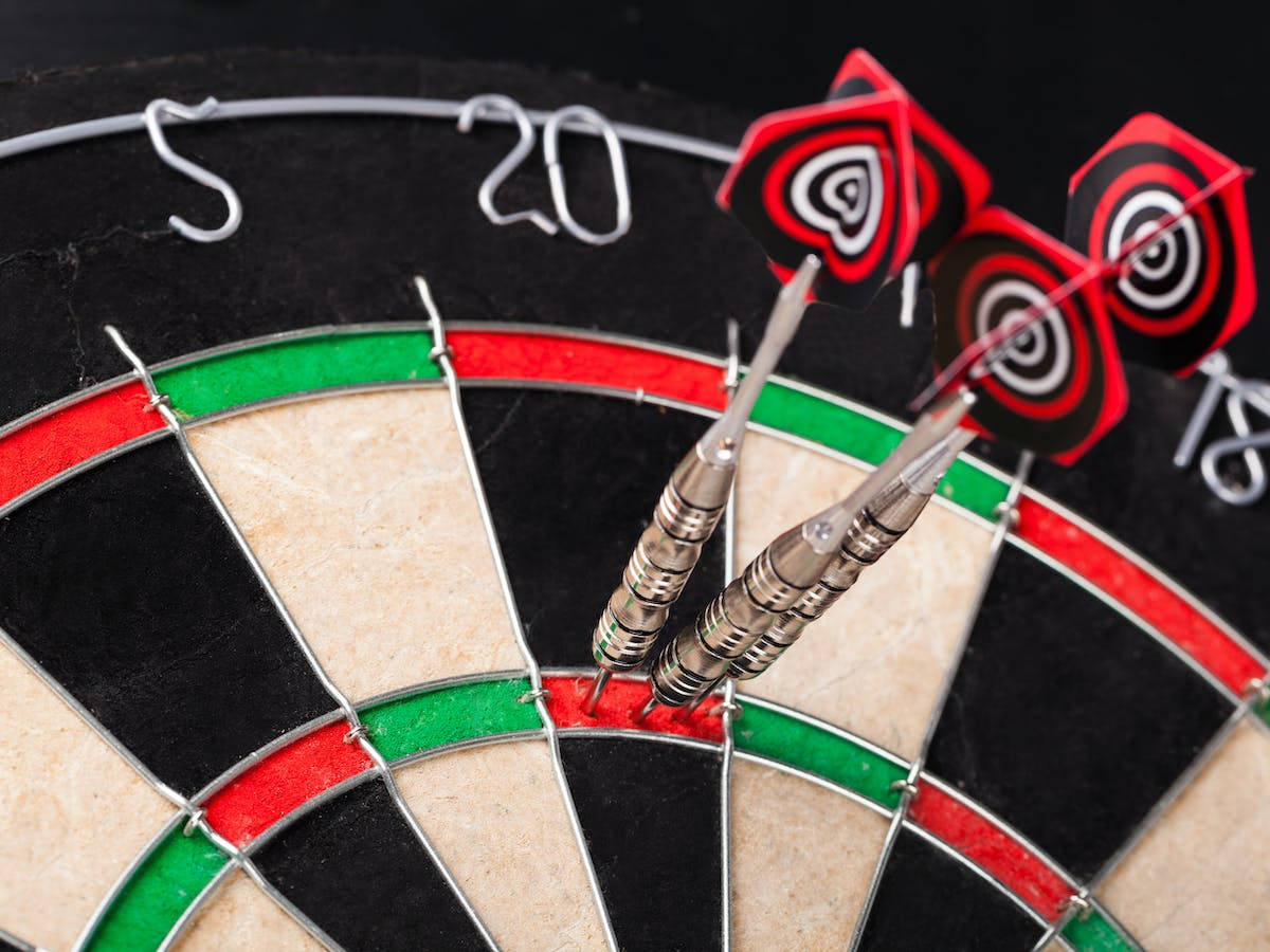 Dartboard Three Red Arrow Darts Background