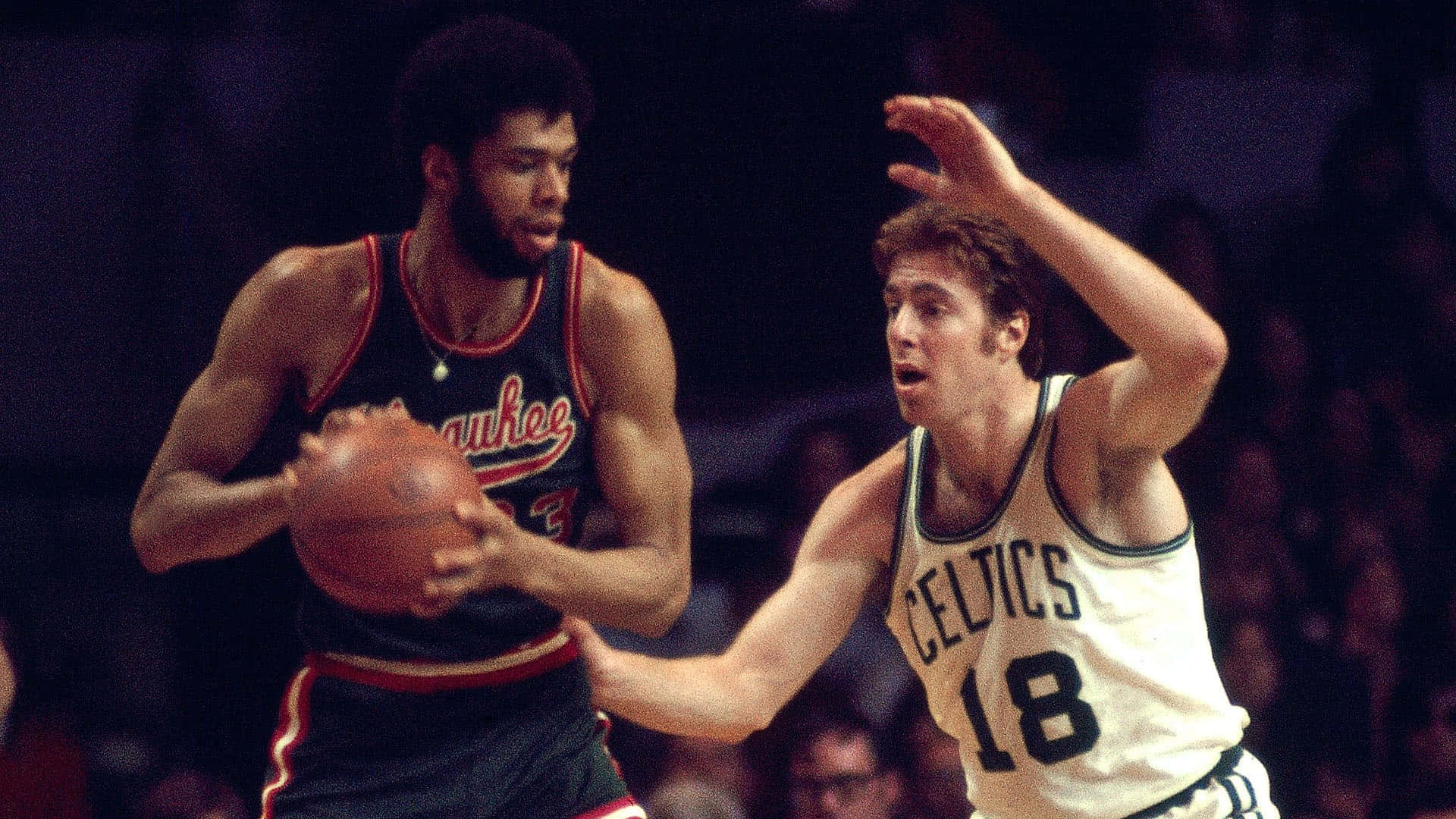 Dave Cowens Against Kareem Abdul-jabbar Background