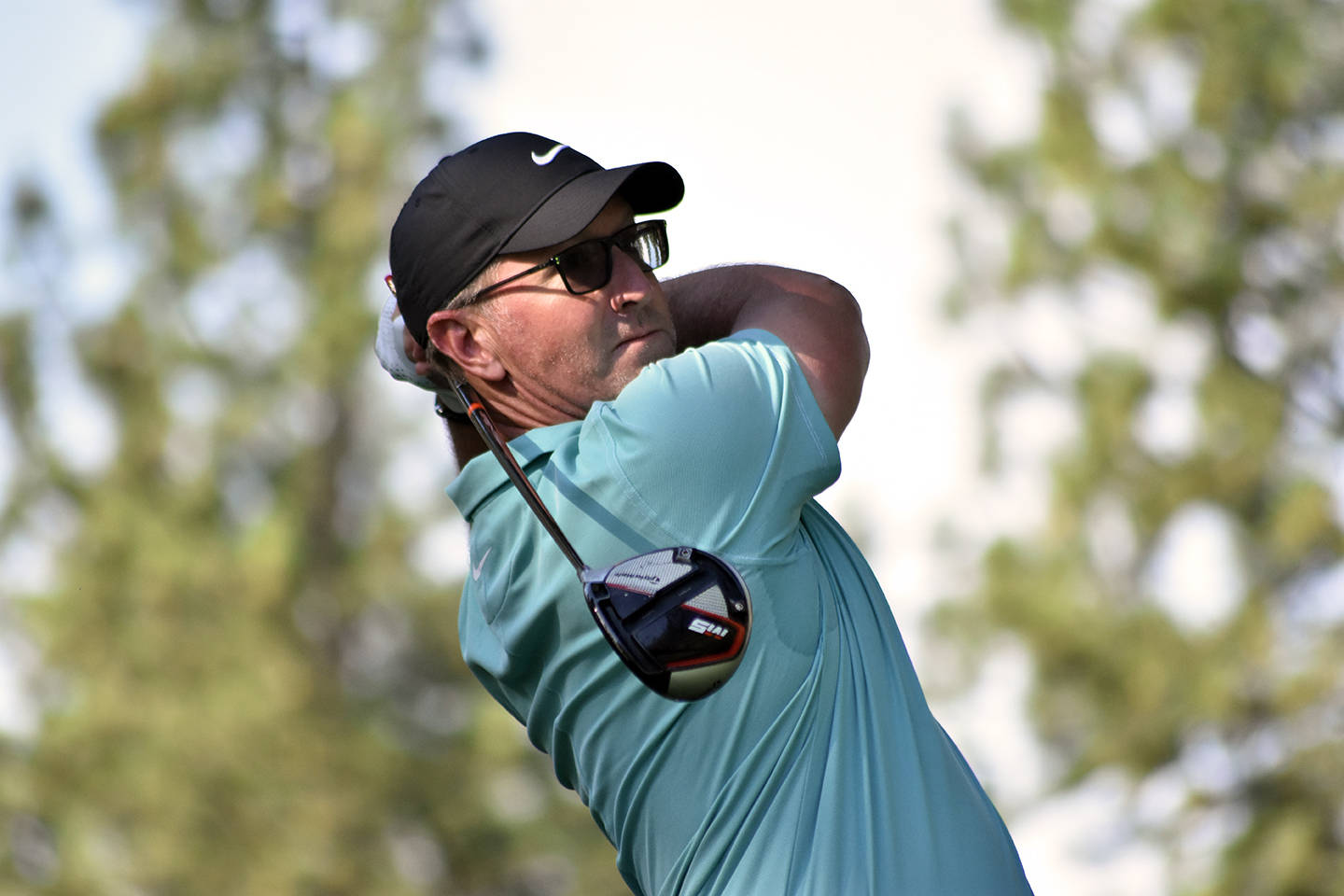 David Duval Golf Swing Position Background