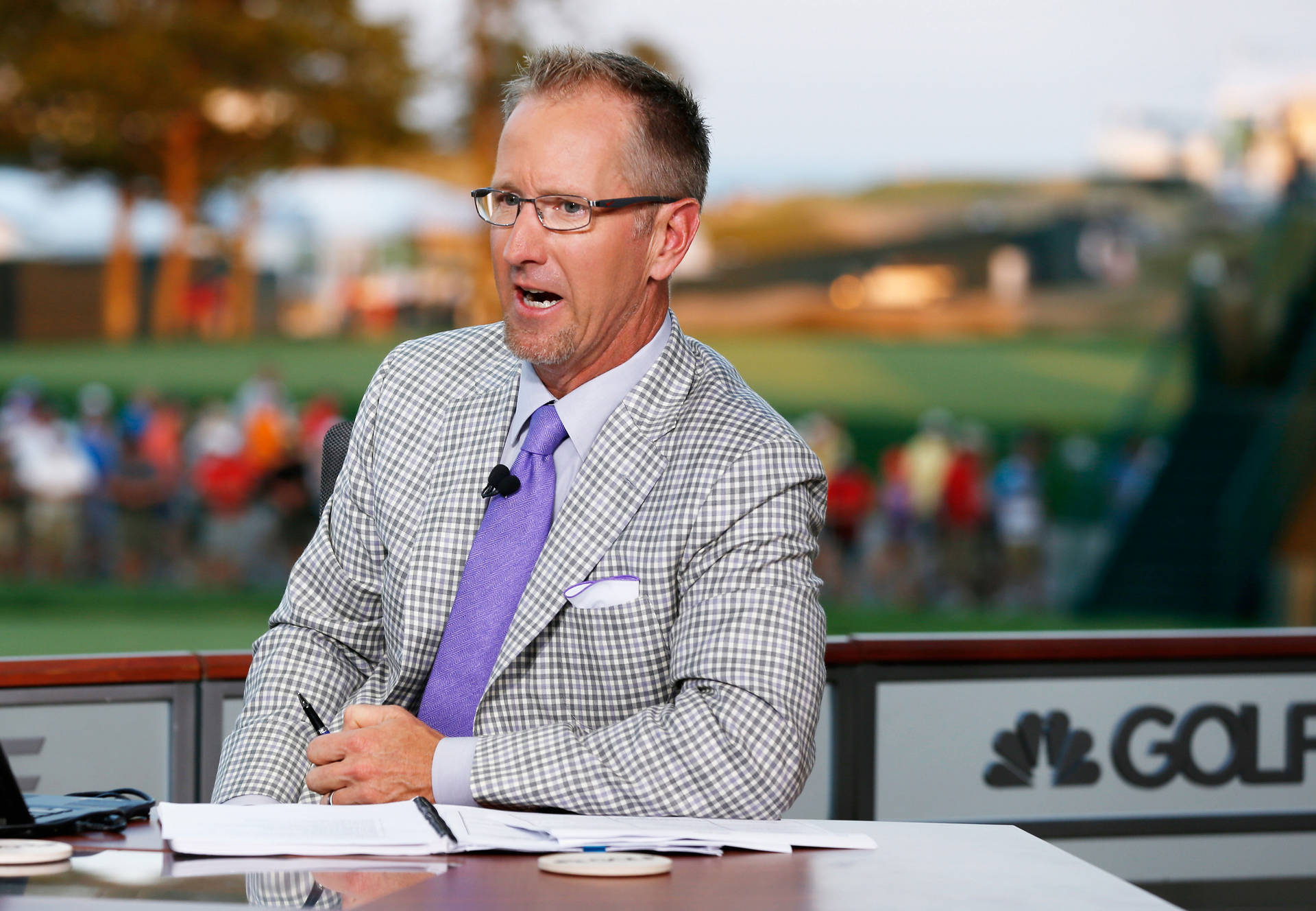 David Duval In Suit Background