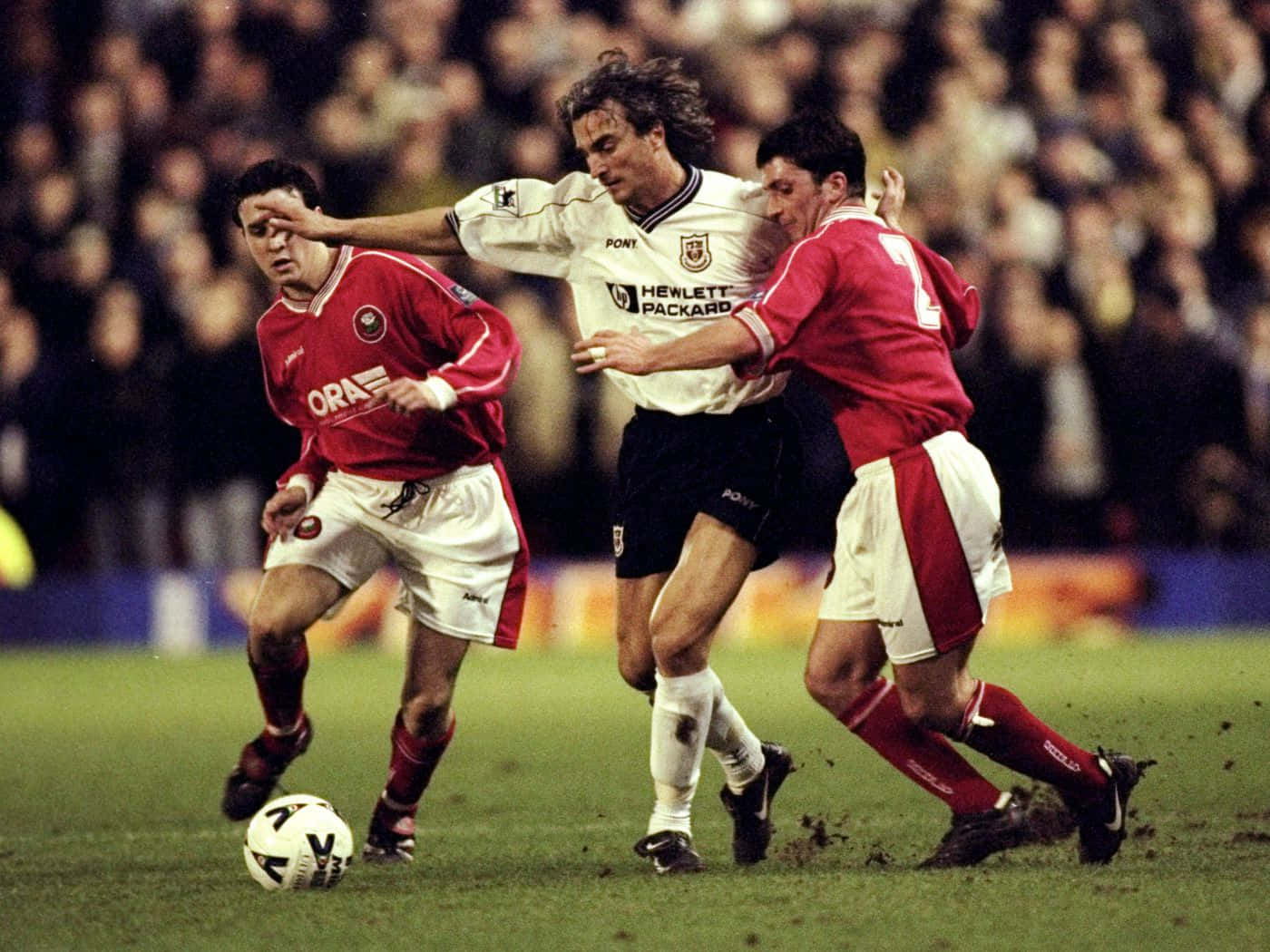 David Ginola Football Players Competition Background