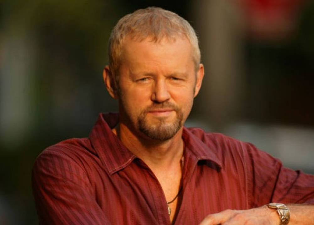 David Morse Charismatic American Actor Portrait Background