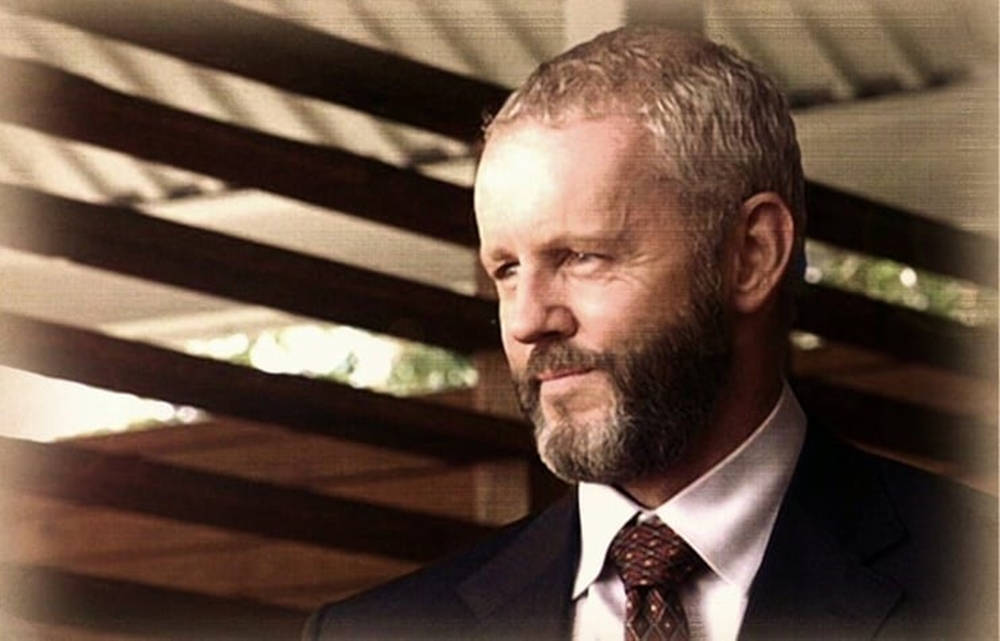 David Morse Smile With Beard And Moustache Background