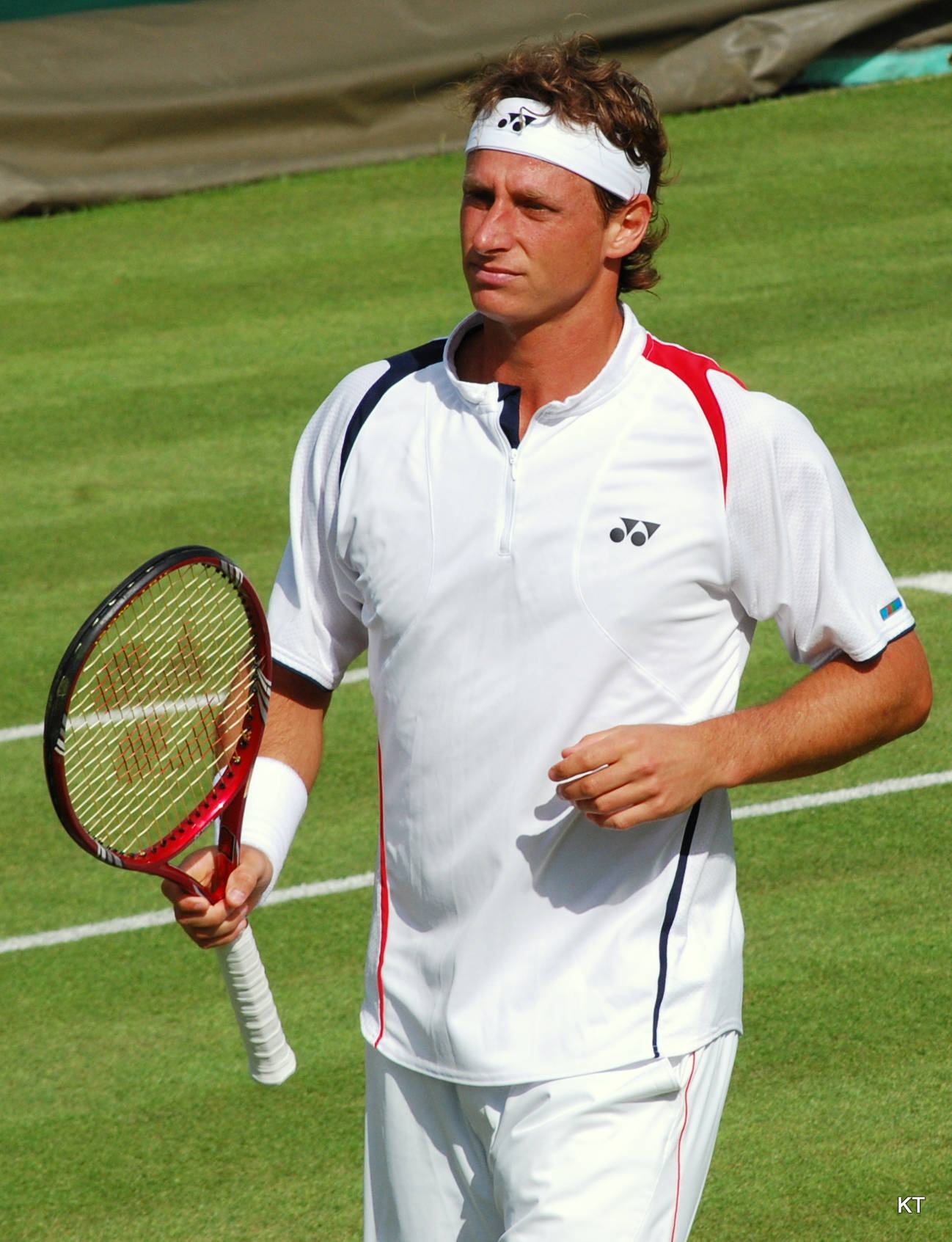 David Nalbandian All-white Outfit Background