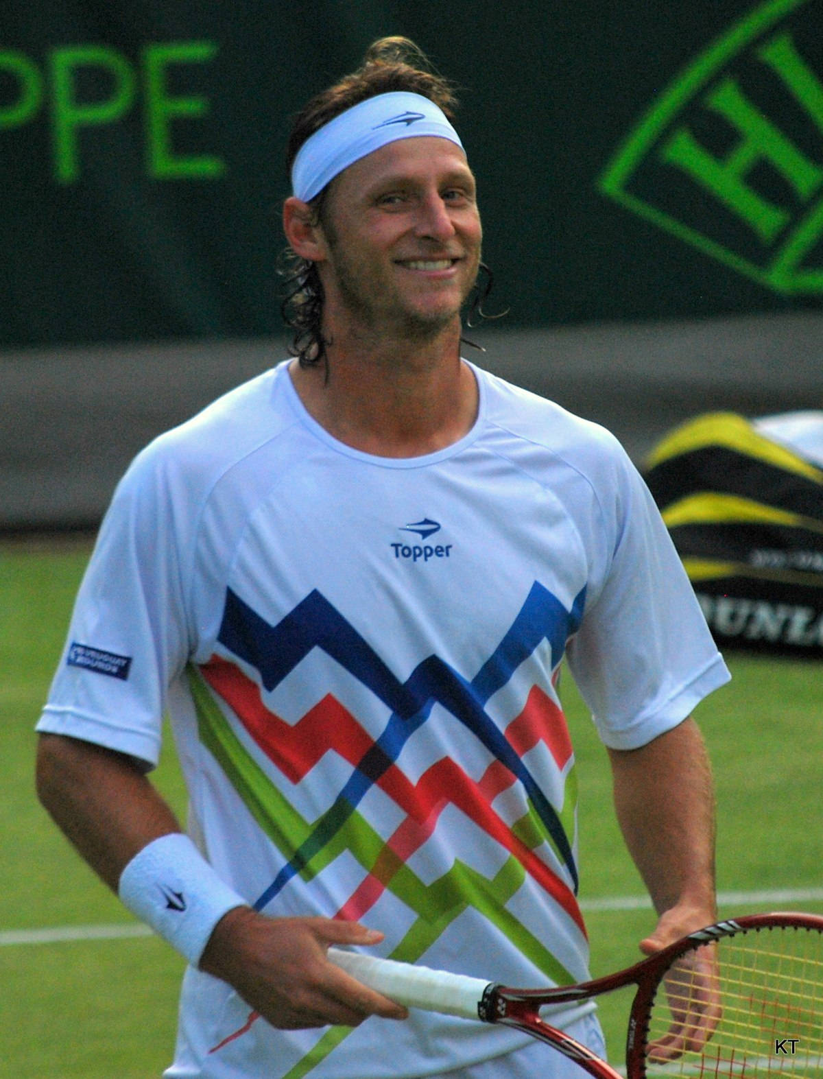 David Nalbandian Cute Smile Background