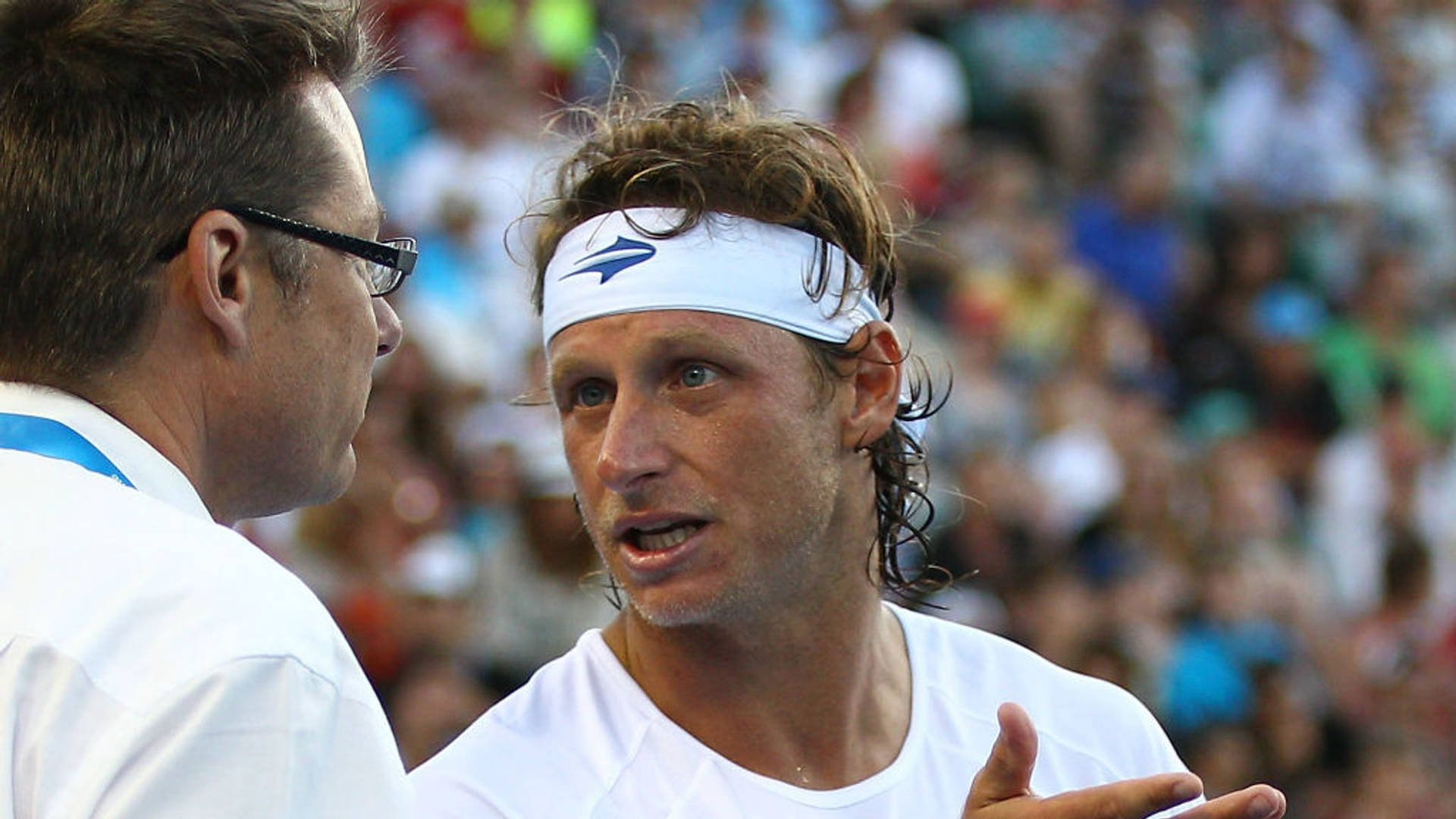 David Nalbandian Talking To Umpire Background