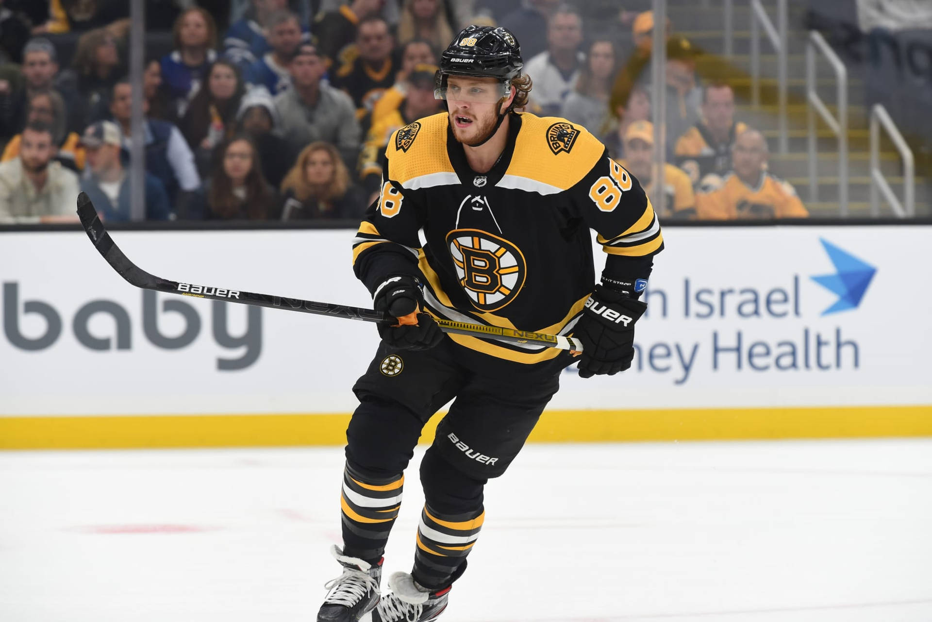 David Pastrnak In Action Against New Jersey Devils Background