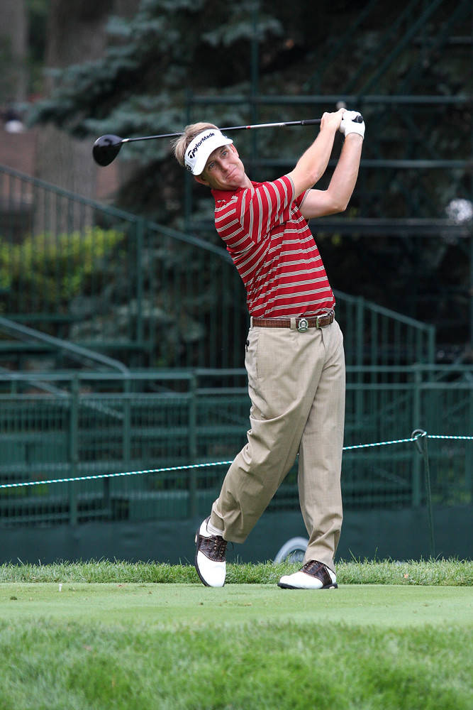 David Toms Steady Stance Background