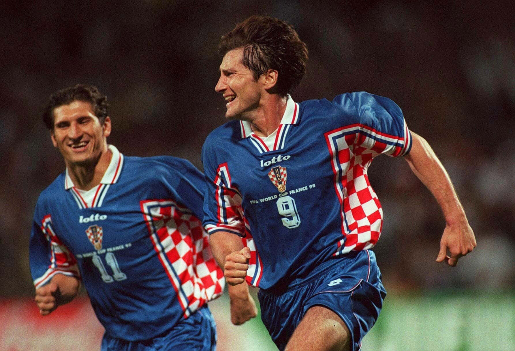 Davor Suker Young Running Football Background