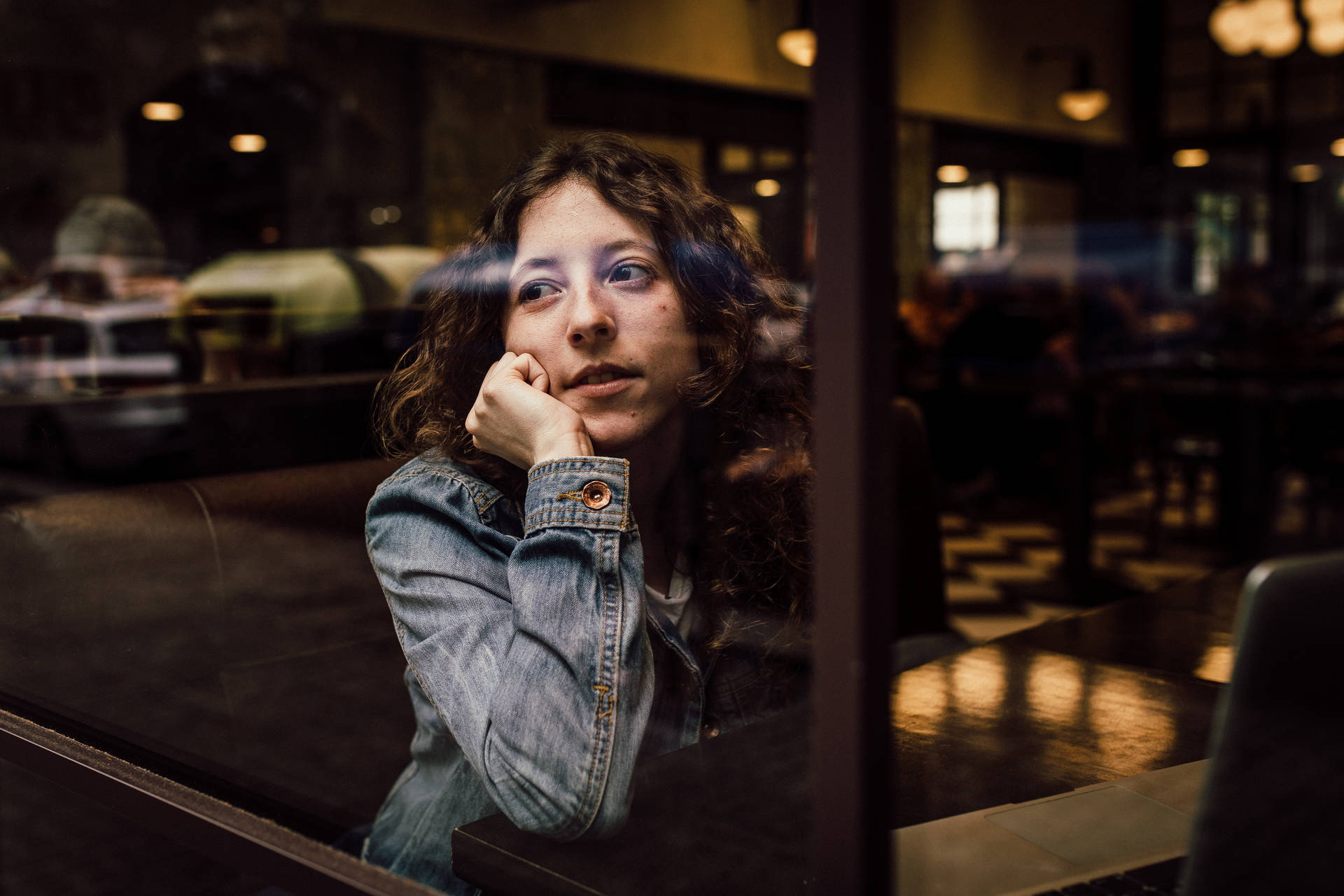 Daydreaming At A Coffee Shop Background