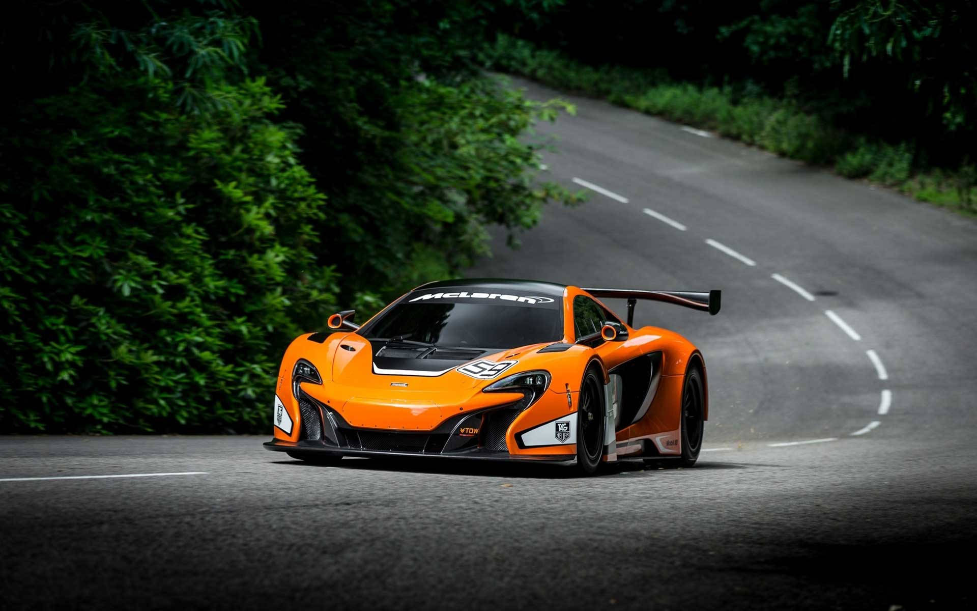 Dazzling Mclaren Gt3 - The Epitome Of Really Cool Cars Background