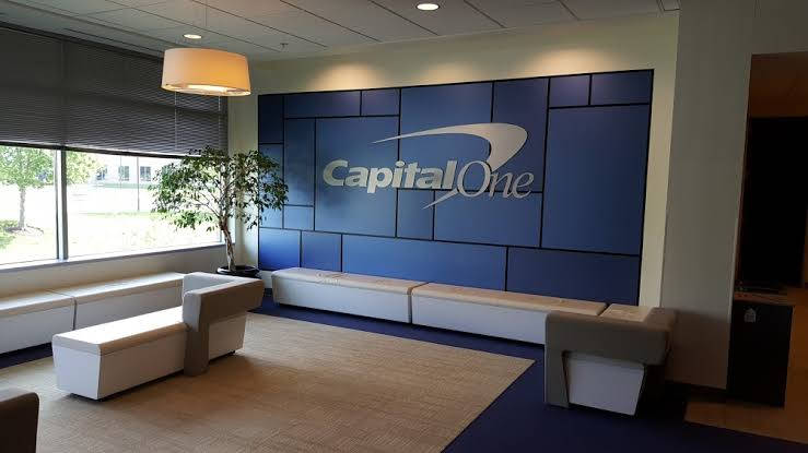 Dazzling Nighttime View Of Capital One Headquarters Background