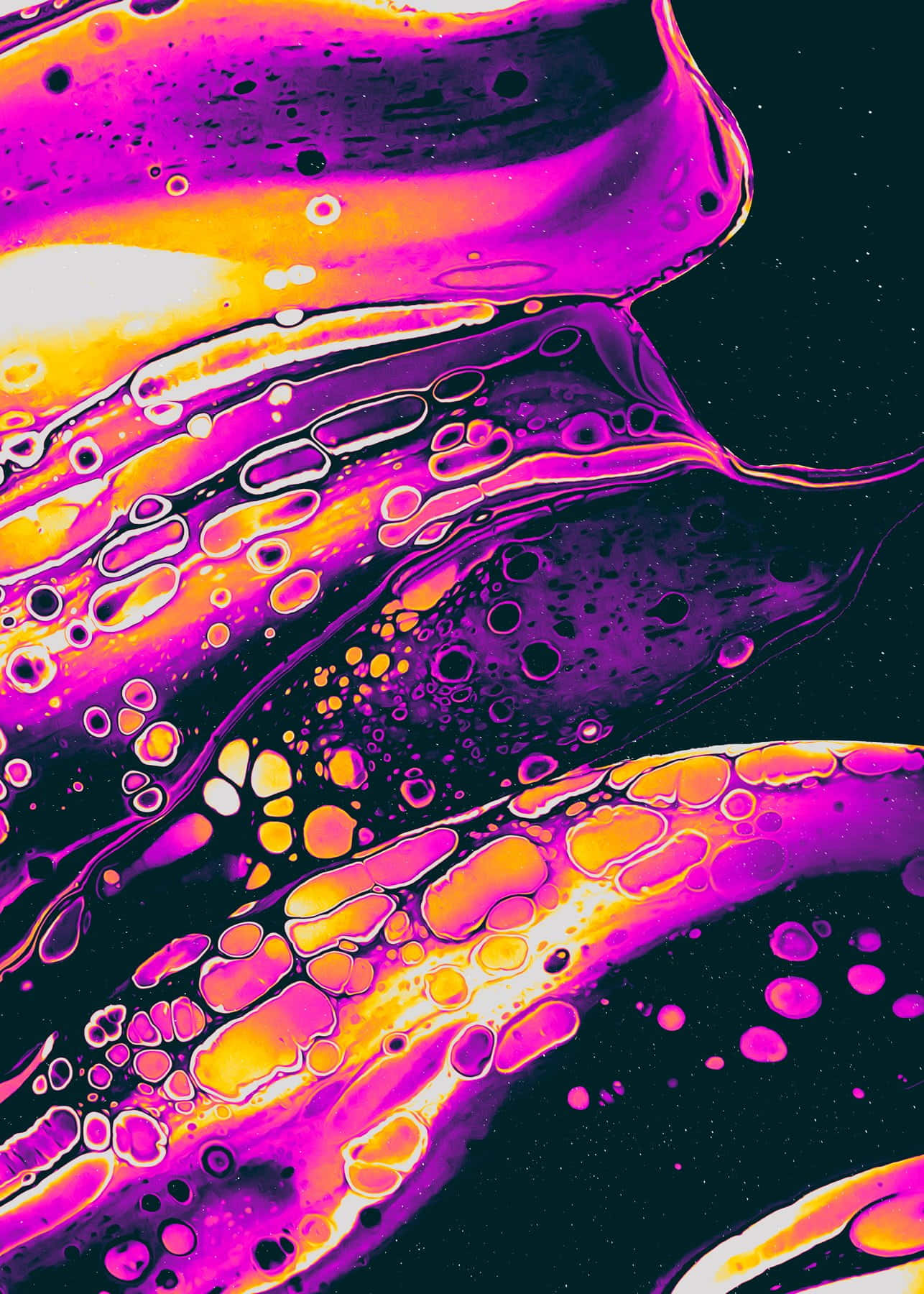 Dazzling Trippy Art With Vibrant Colors Background