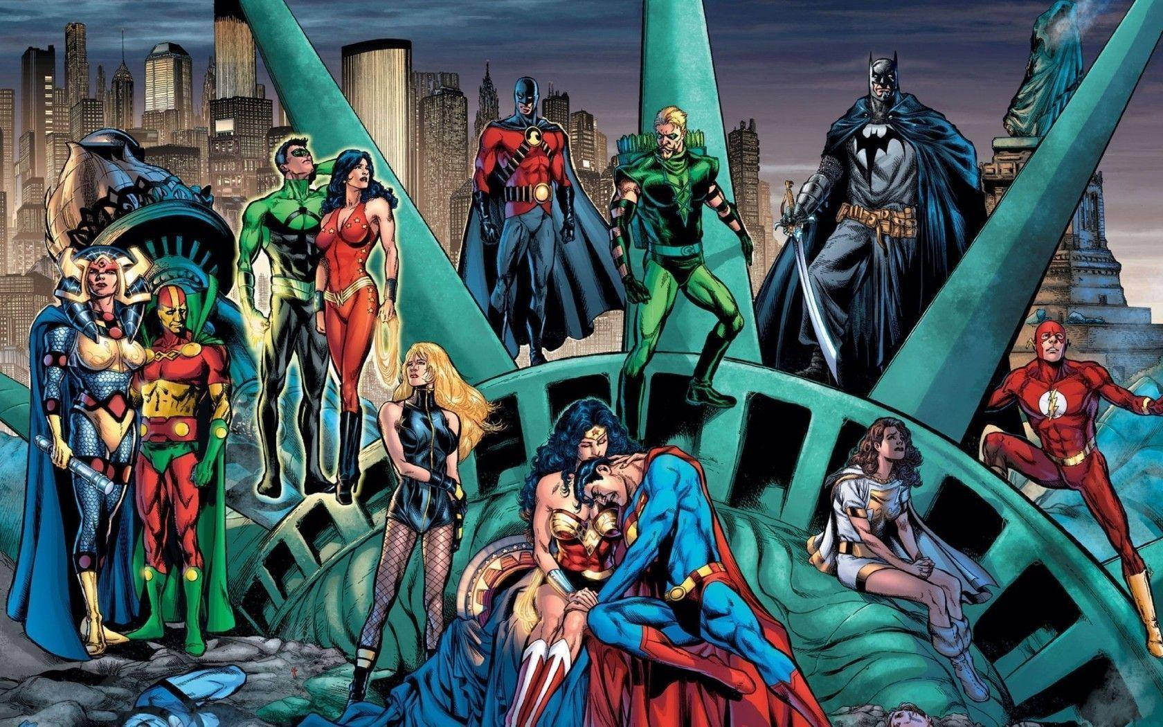 Dc Superheroes In Statue Of Liberty Background