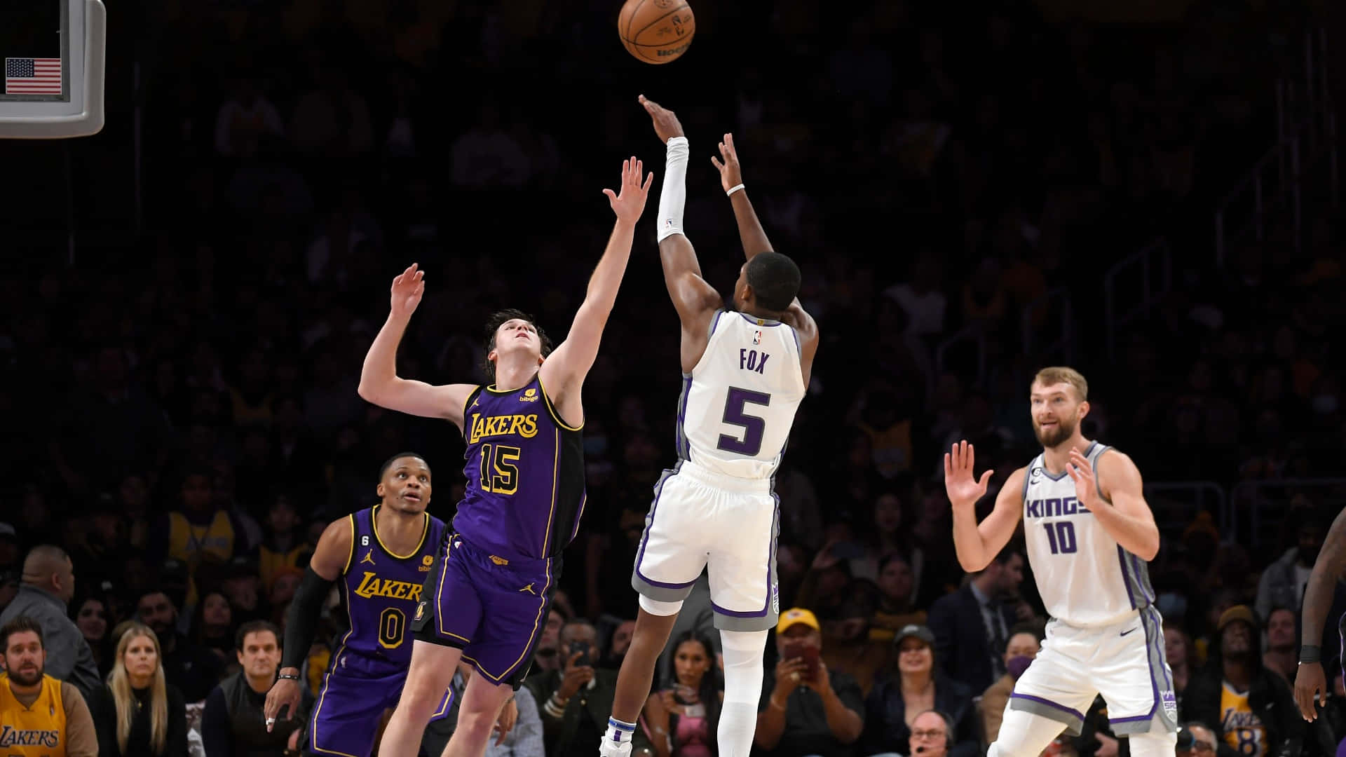 De'aaron Fox Jump Shot Background