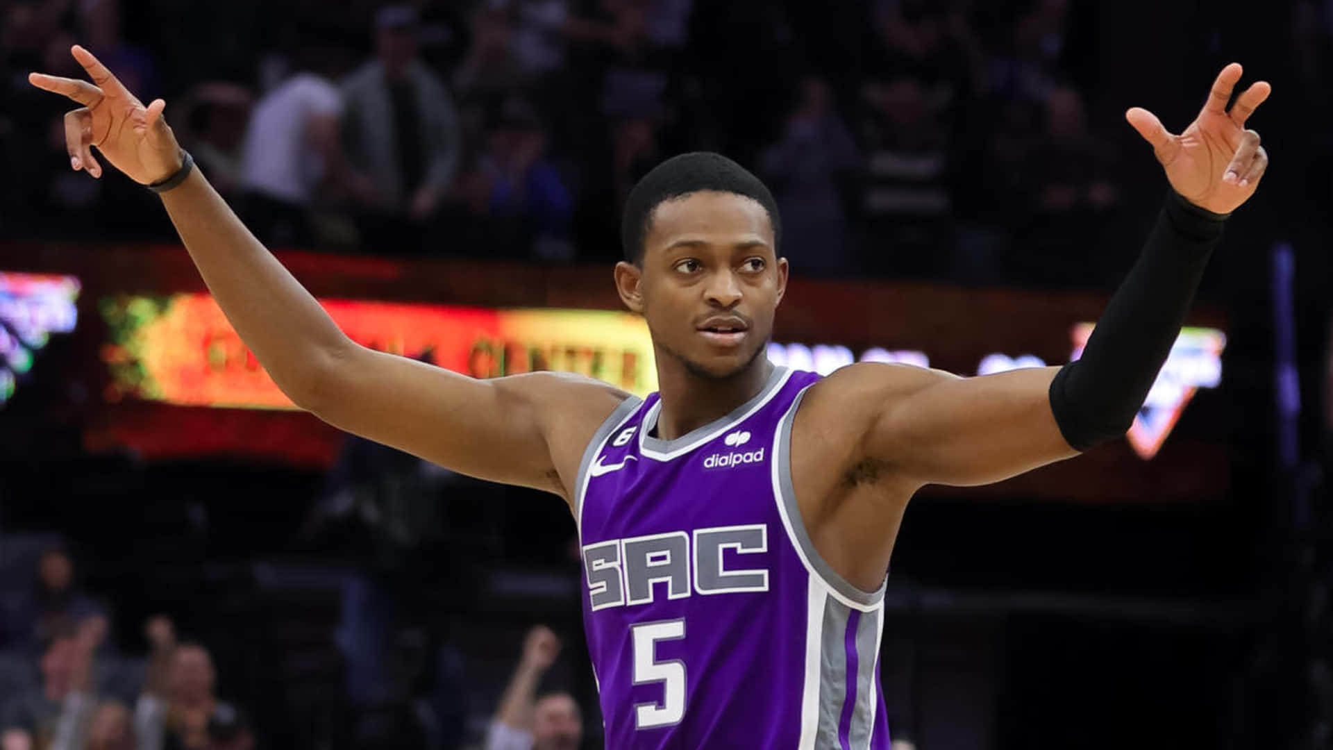 De'aaron Fox Sacramento Kings Player Background