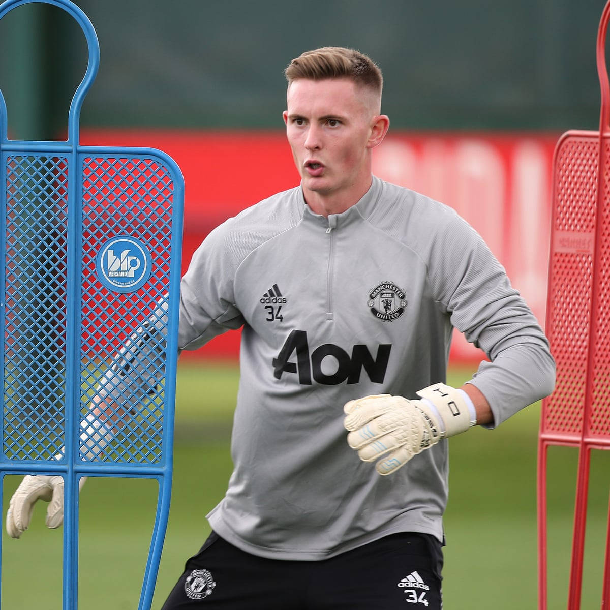 Dean Henderson Training Background