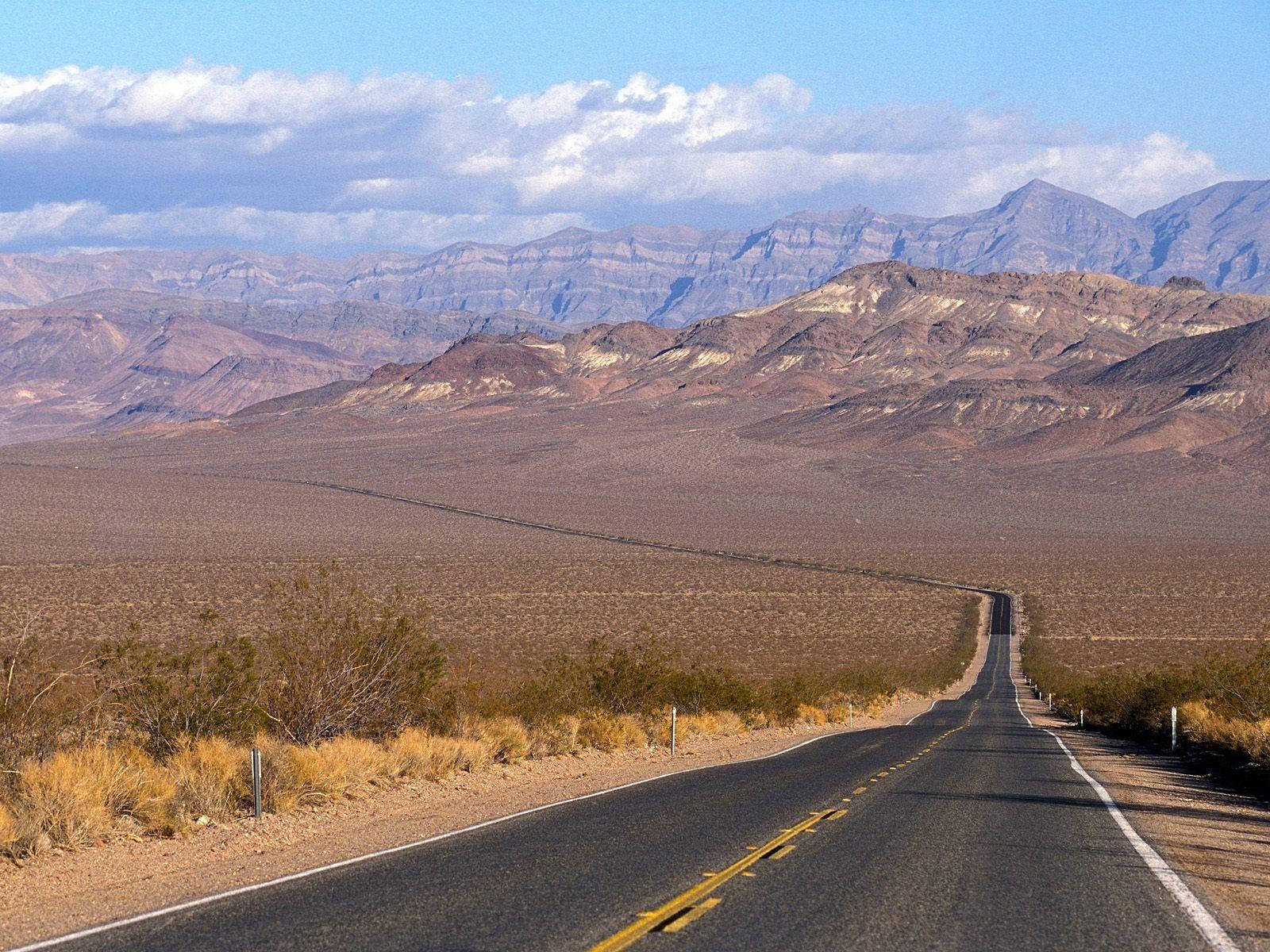 Death Valley Highway Road