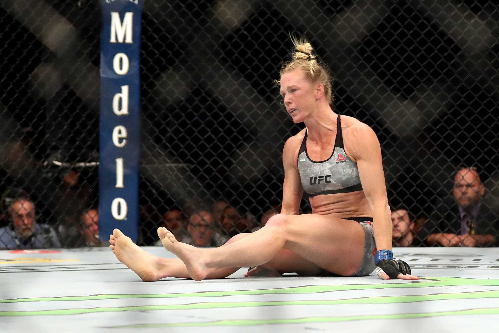 Defeated Holly Holm Recuperates Background