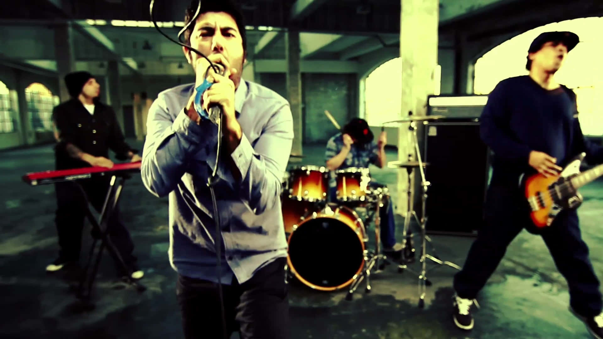 Deftones Singing Hd Background