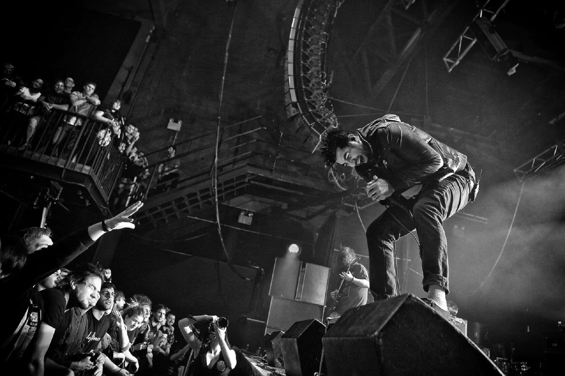 Deftones Vocalist Hd Background