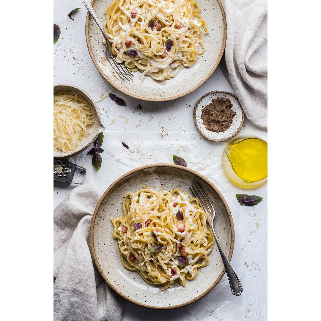 Delectable Creamy Pasta Dish Background