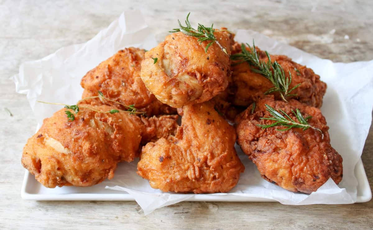 Delicious Buttermilk Flavor Chicken Background