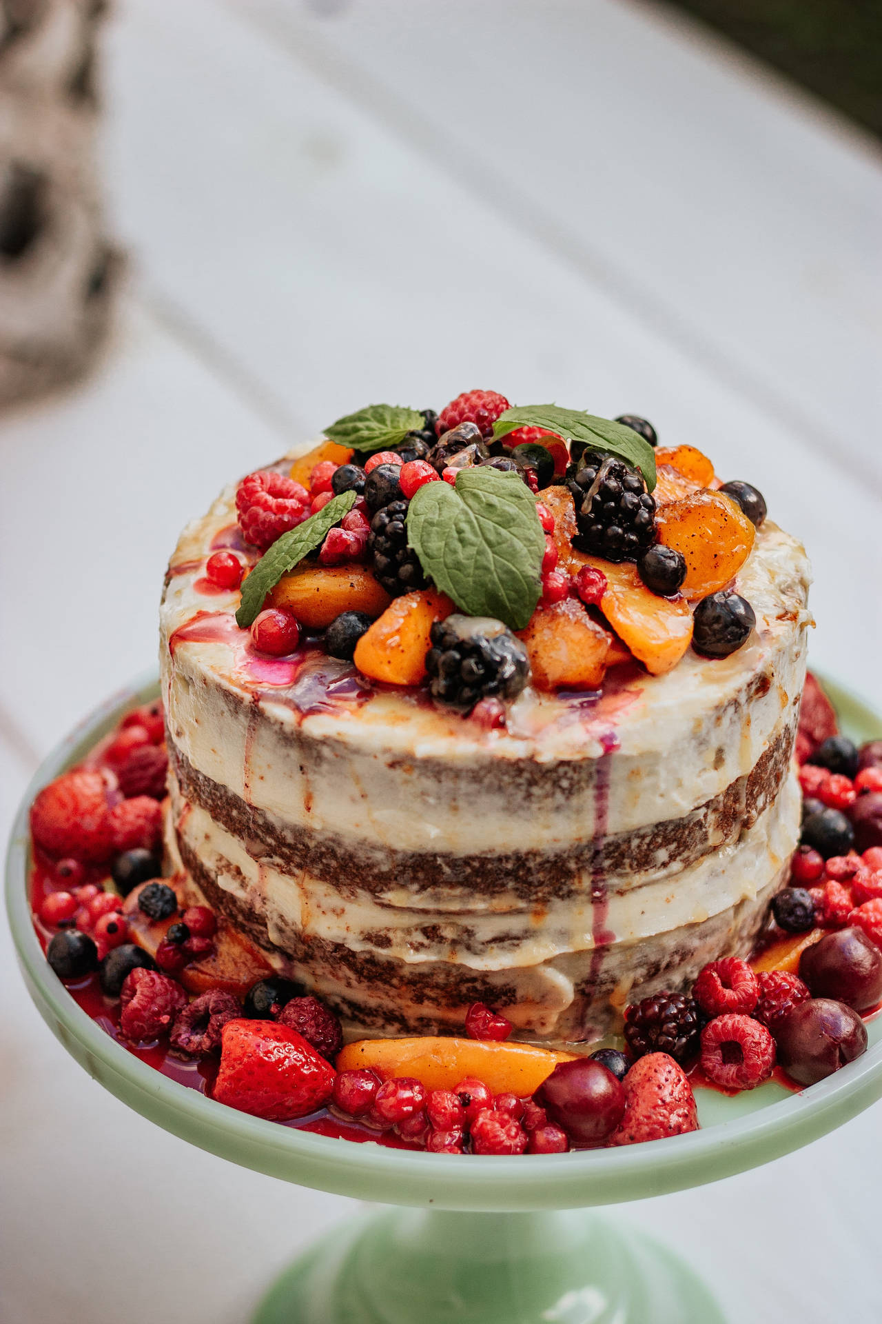 Delicious Fruits And Cream Cake Background